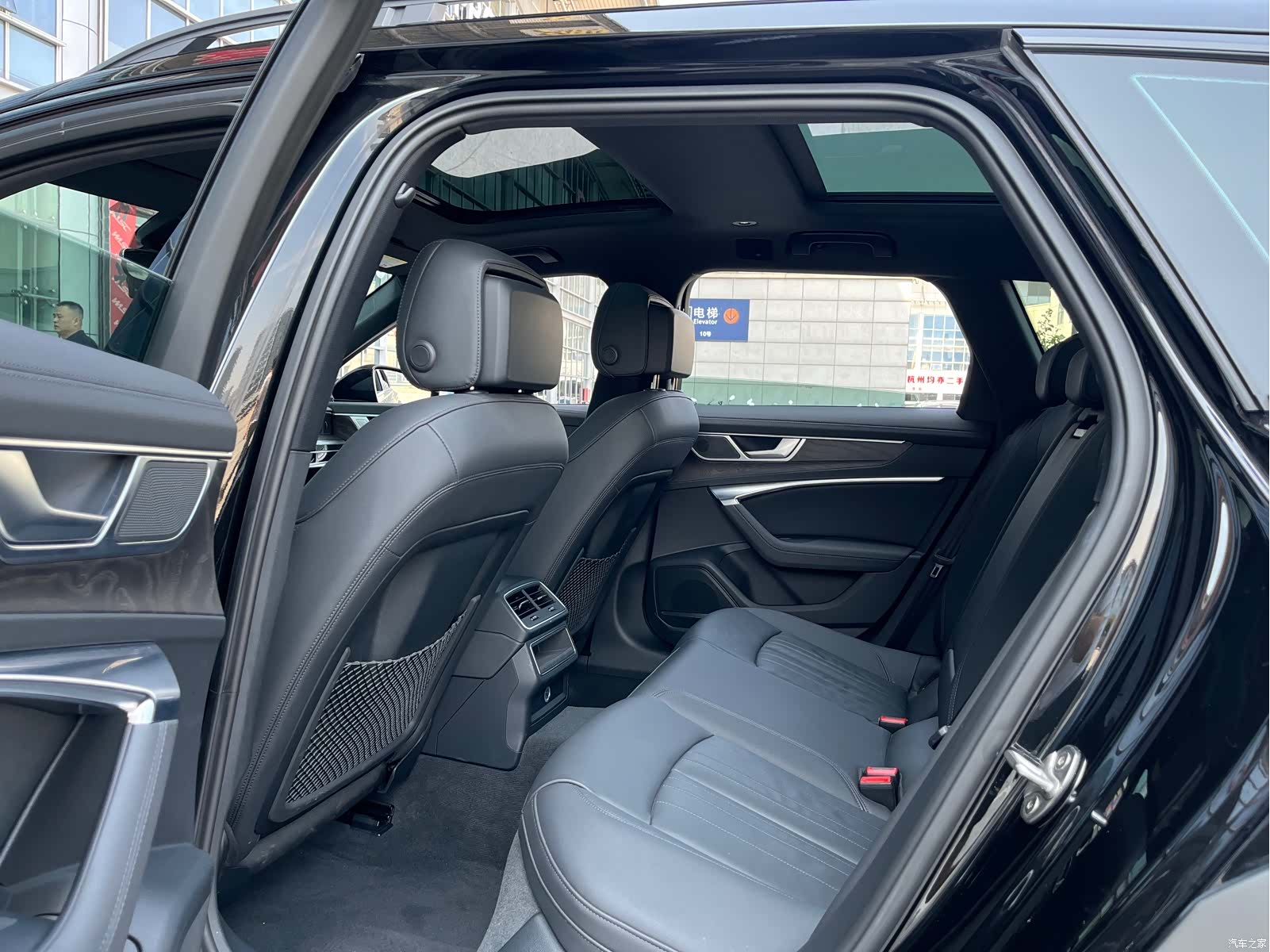 Audi A6, 2022 15