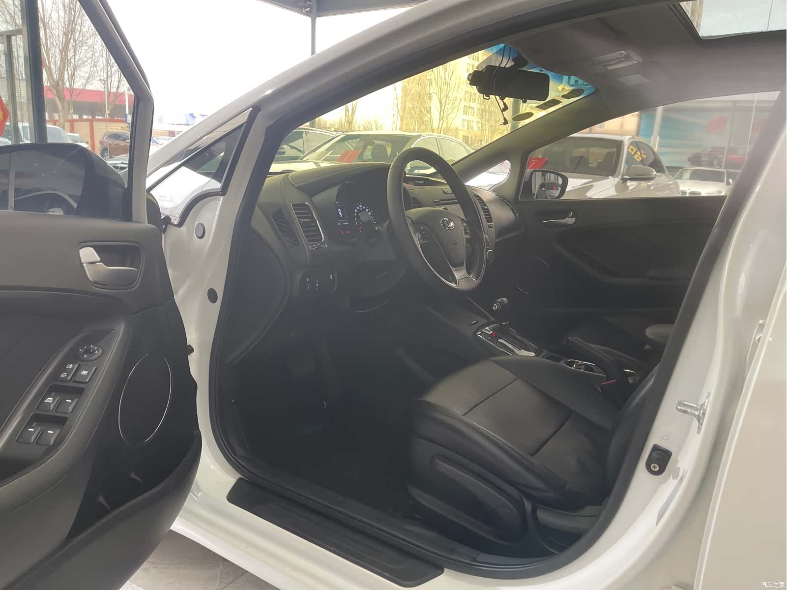 Kia K3, 2017 4