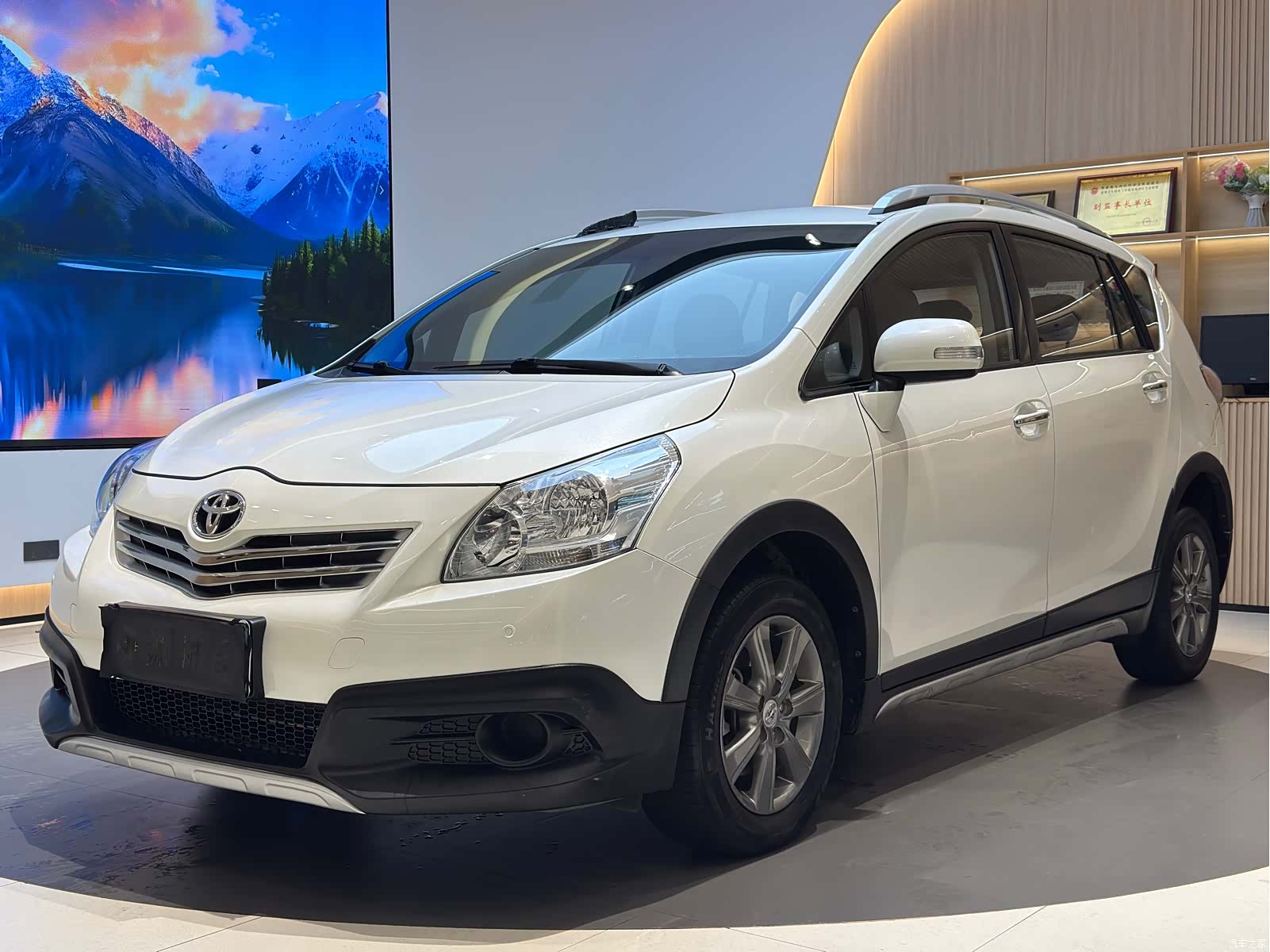 Toyota 180E, 2016 1