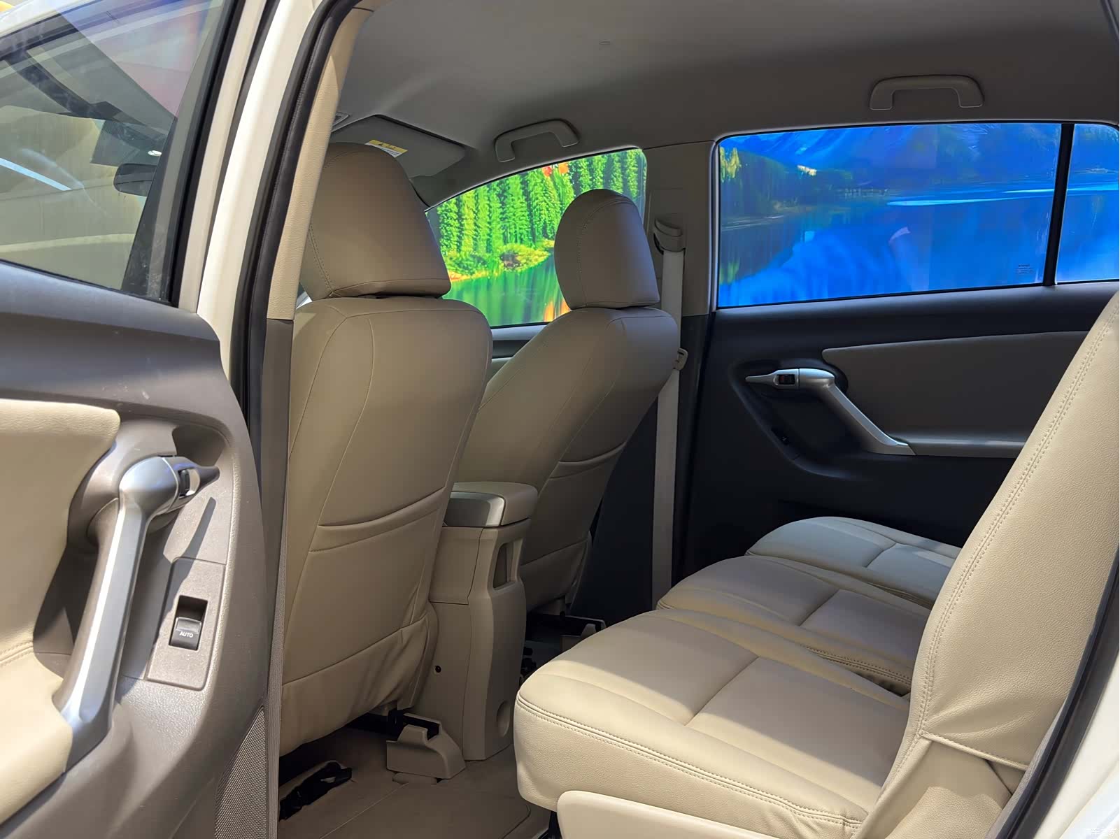Toyota 180E, 2016 11