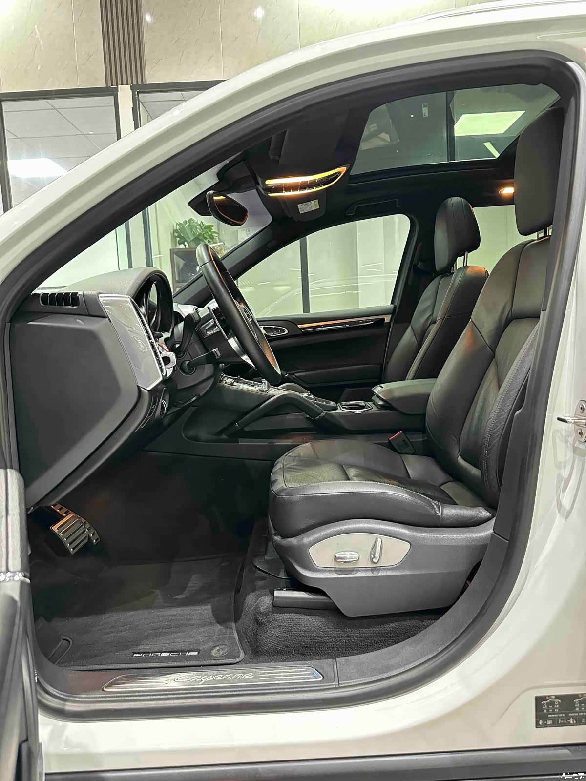 Porsche Cayenne, 2015 12