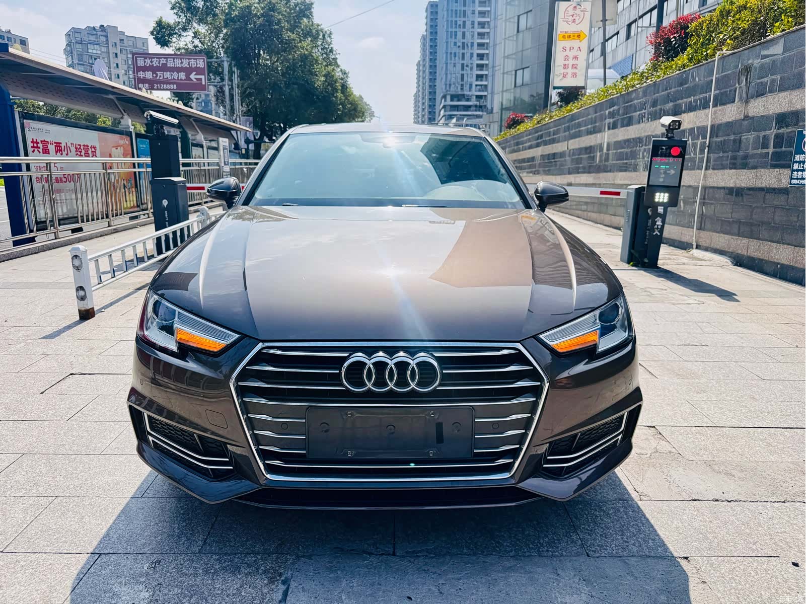 Audi A4L, 2019 3