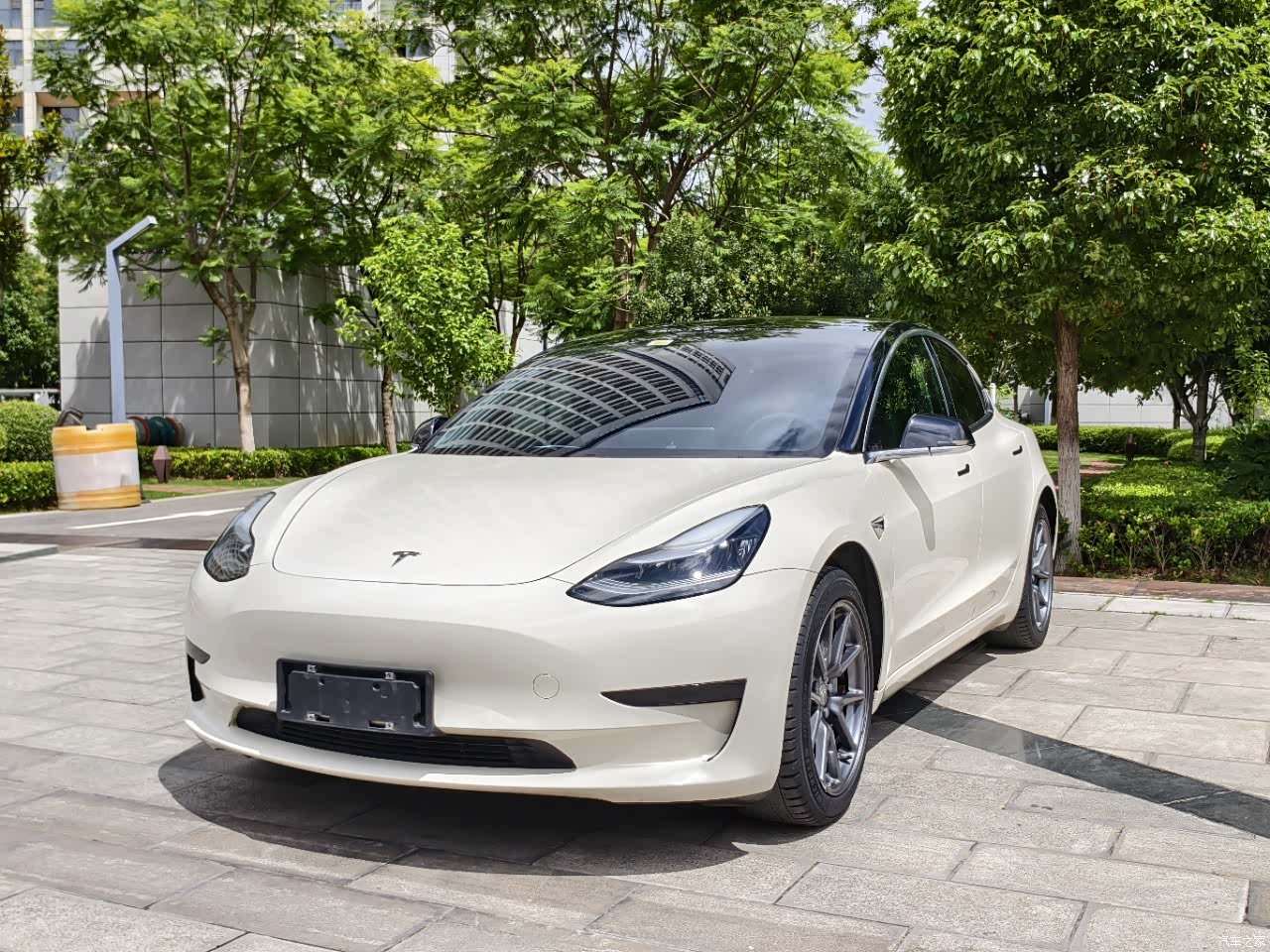 Tesla Model 3, 2020 1