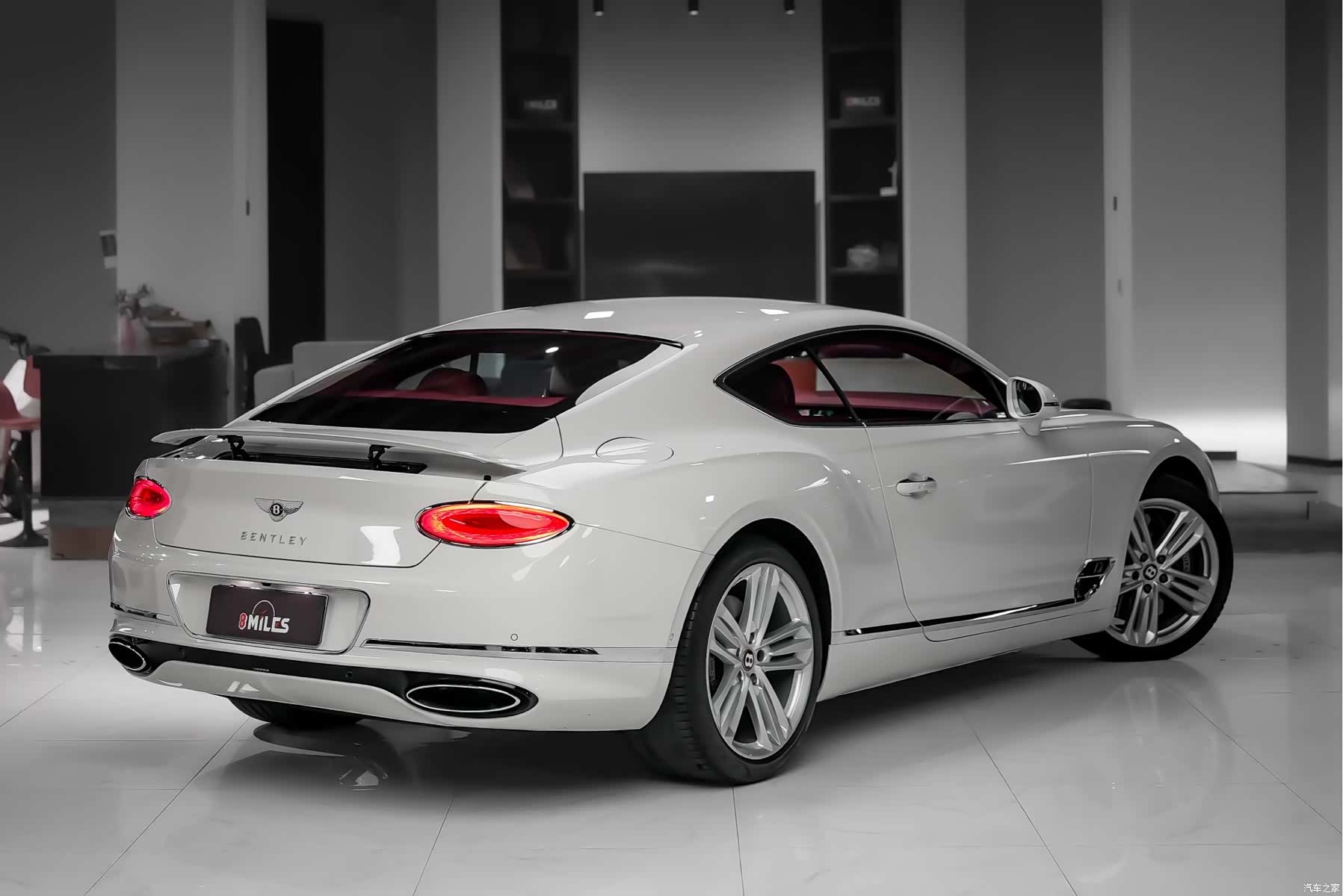 Bentley Continental GT, 2020 6