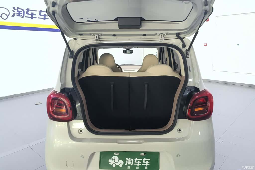 Wuling MINIEV, 2025 4