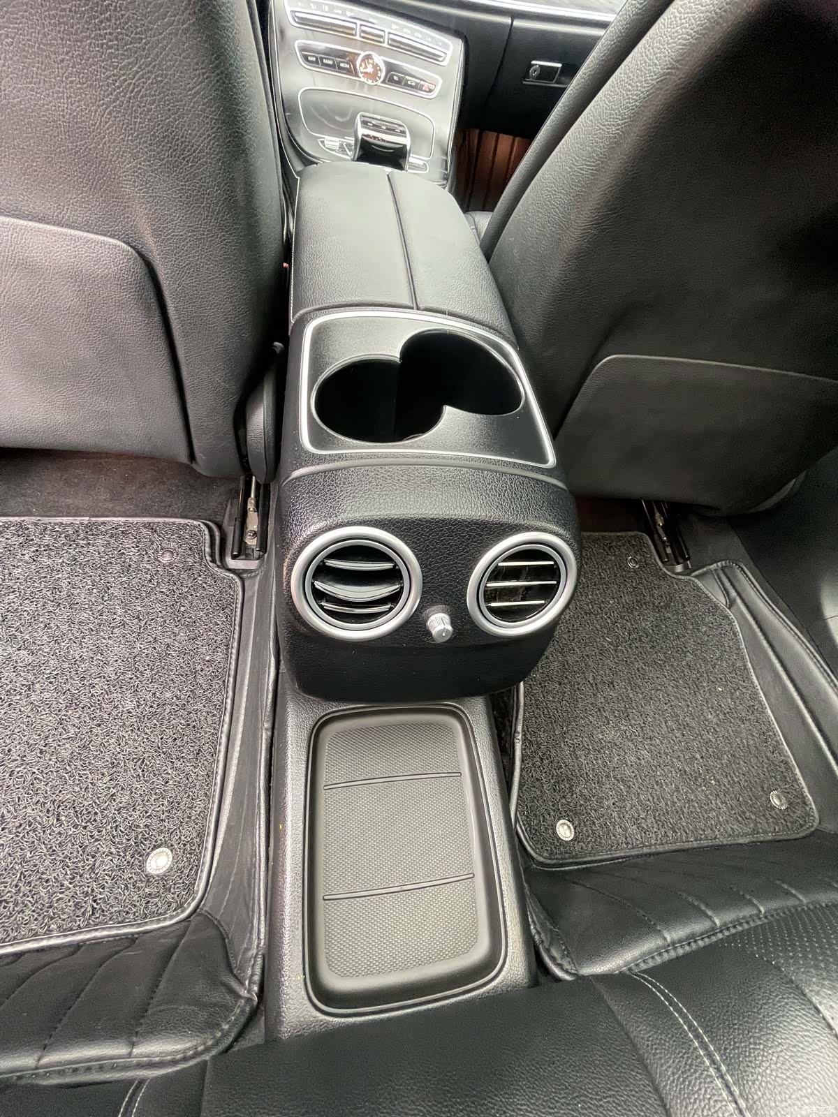 Mercedes-Benz E-Class, 2018 21