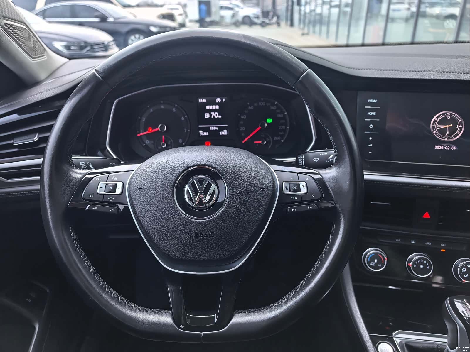 Volkswagen Sagitar, 2022 15