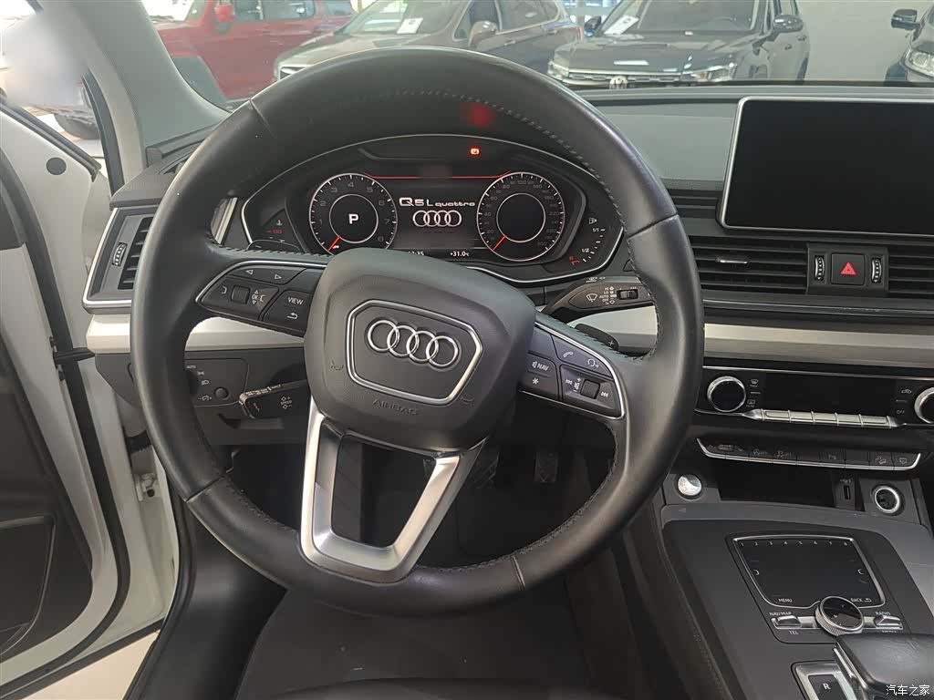 Audi Q5L, 2020 11