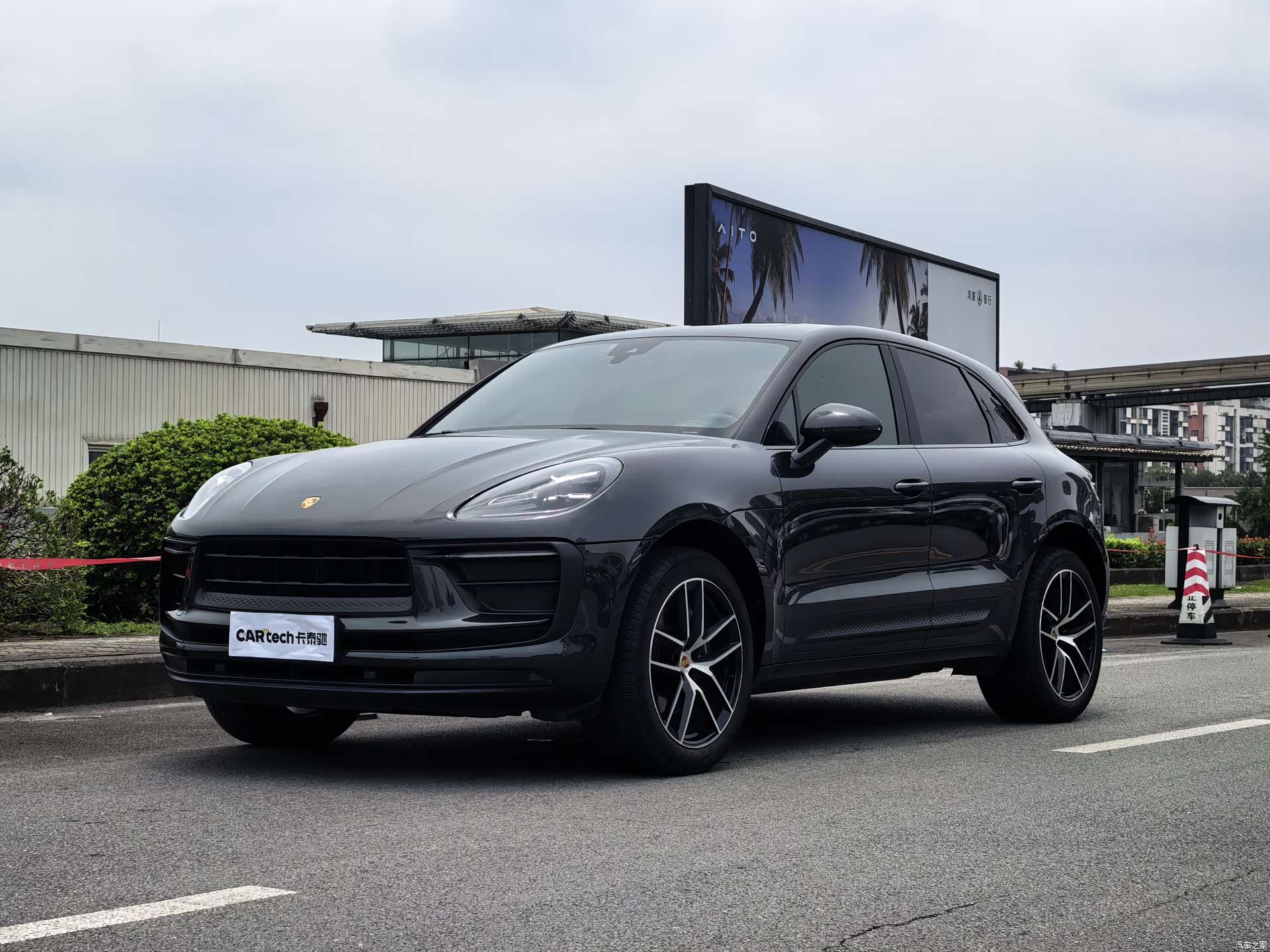 Porsche Macan, 2022 1