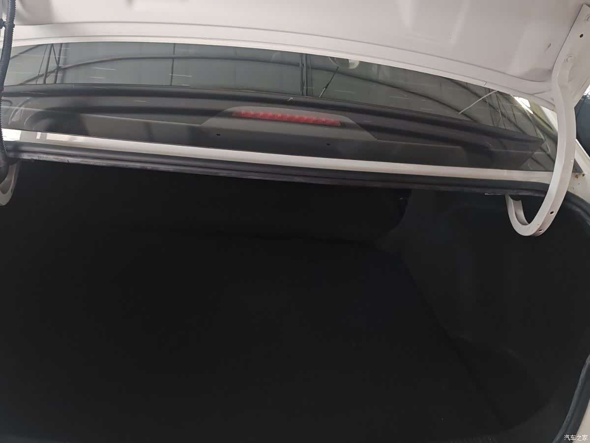 Roewe i5, 2021 13