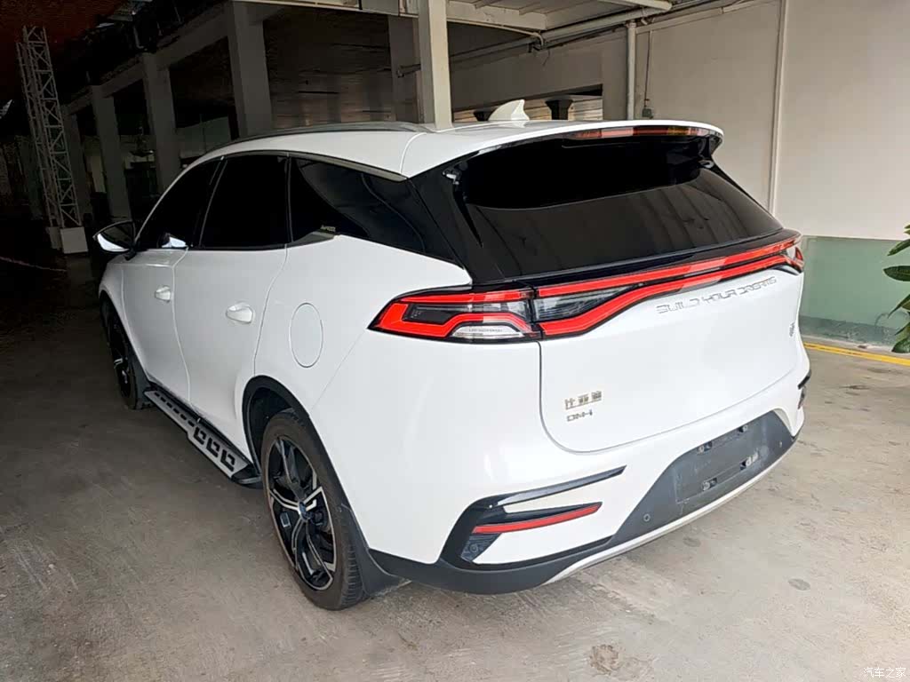 BYD Tang, 2022 все фото