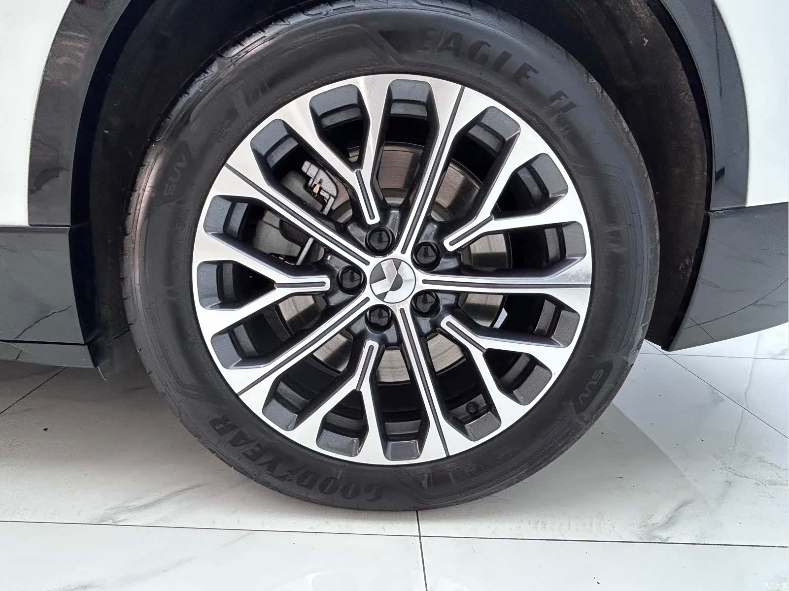 NIO ES6, 2025 23