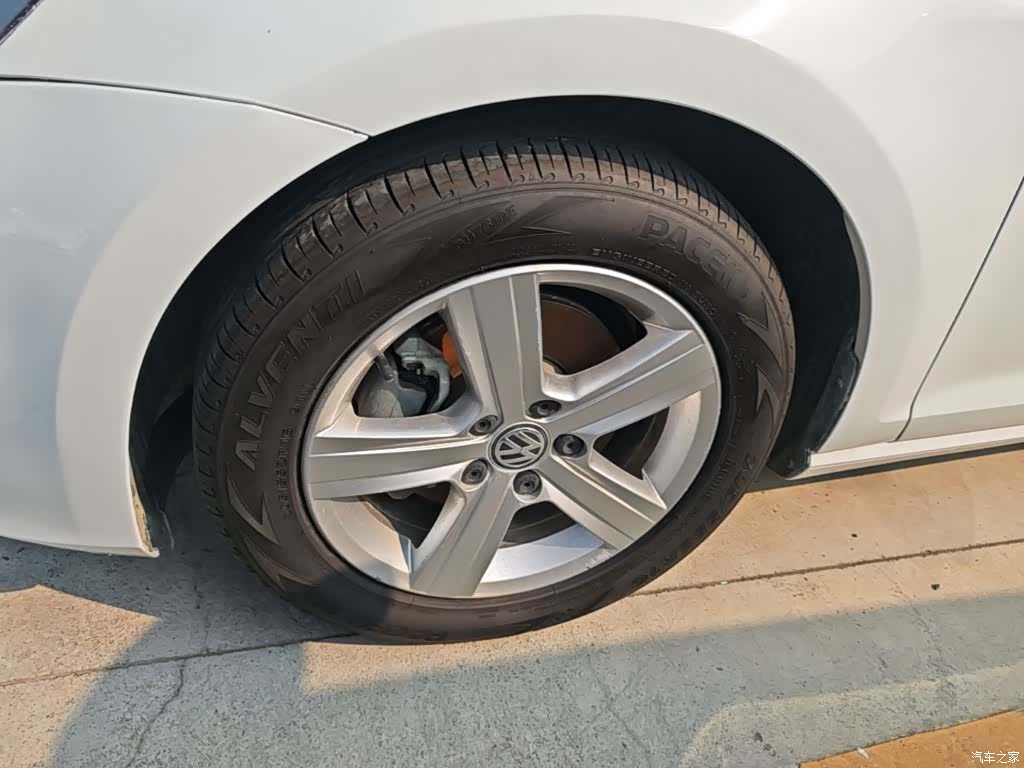 Volkswagen Golf, 2016 23