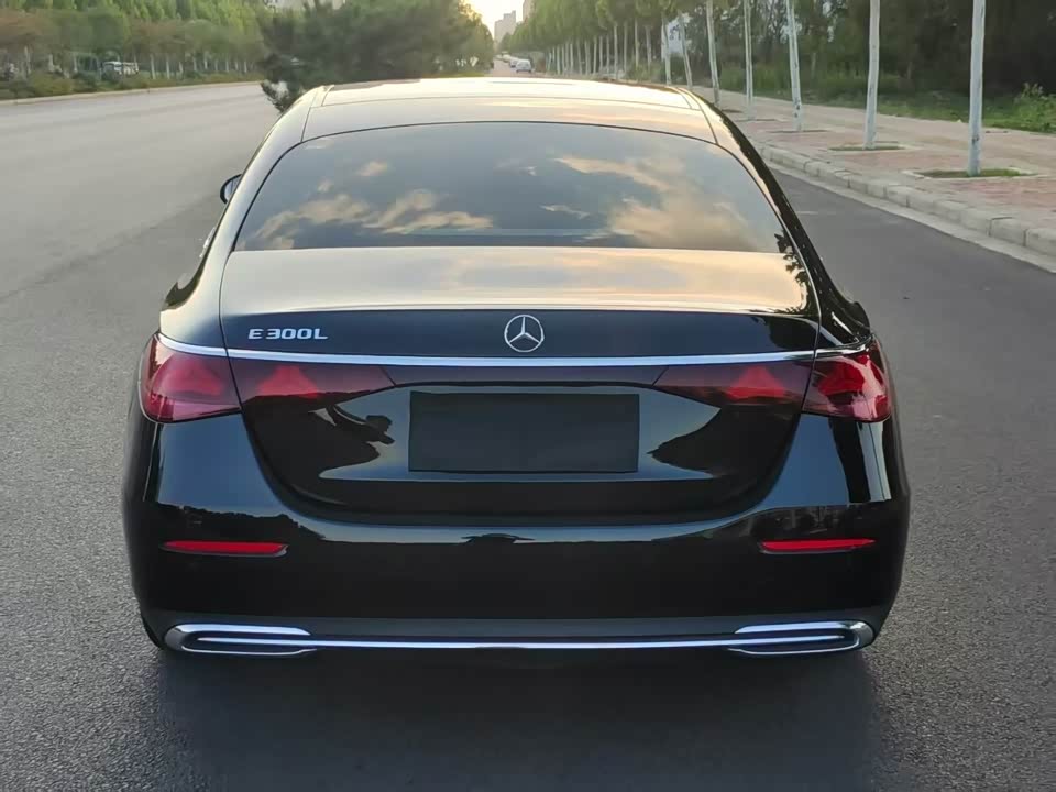 Mercedes-Benz E-class Mercedes-Benz E-class