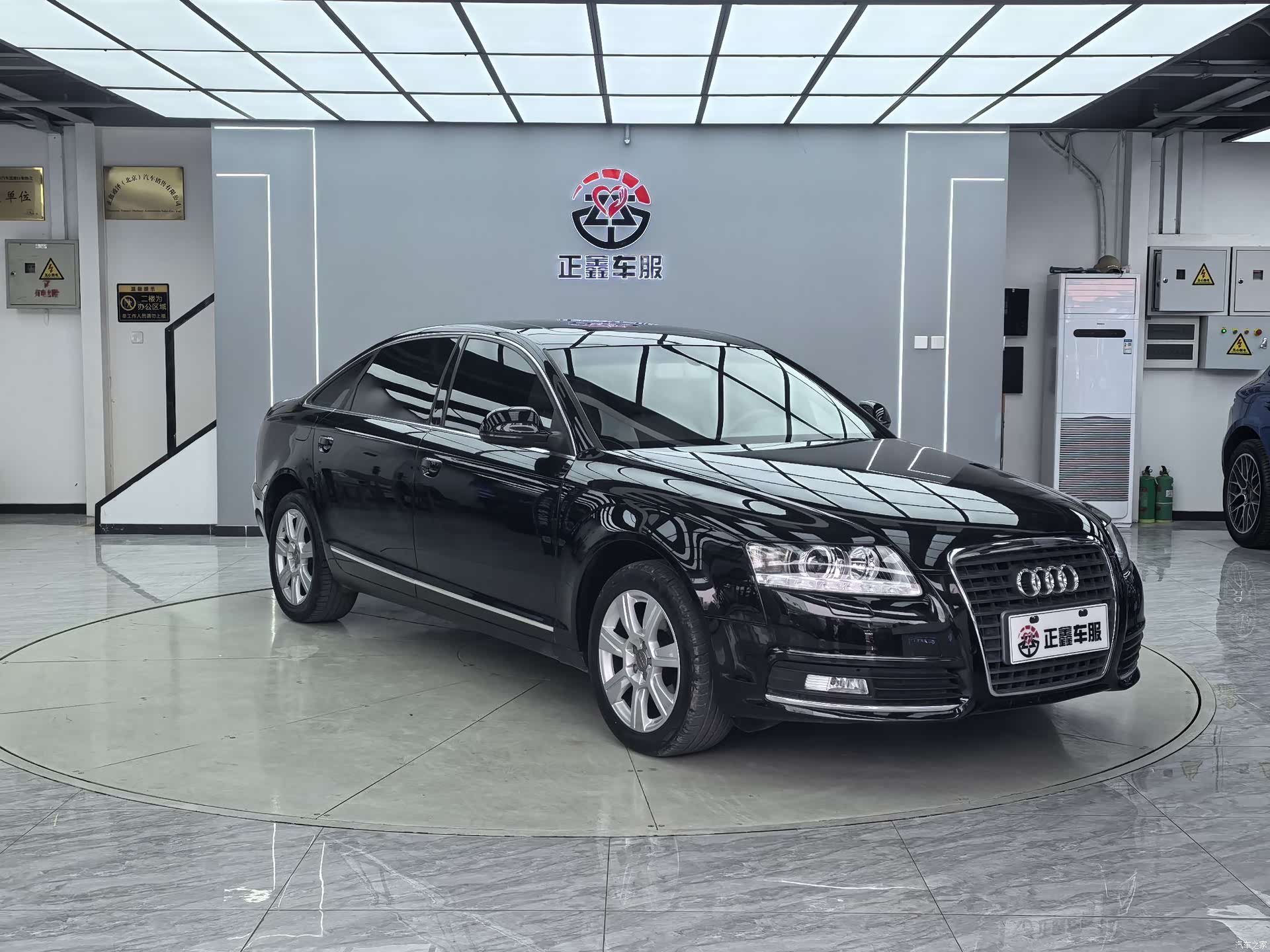 Audi A6L, 2011 3
