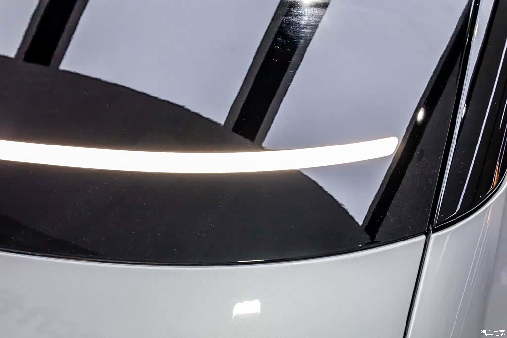 Li Auto MEGA, 2025 39