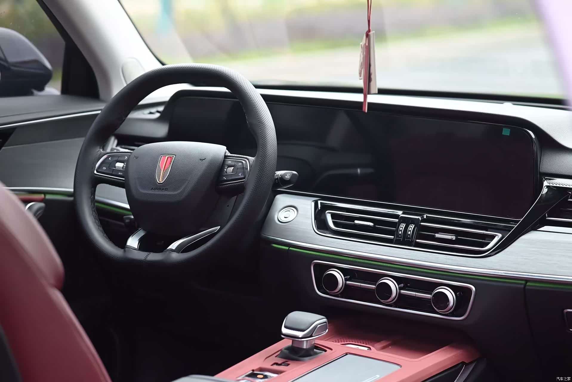 Hongqi HS5, 2026 6
