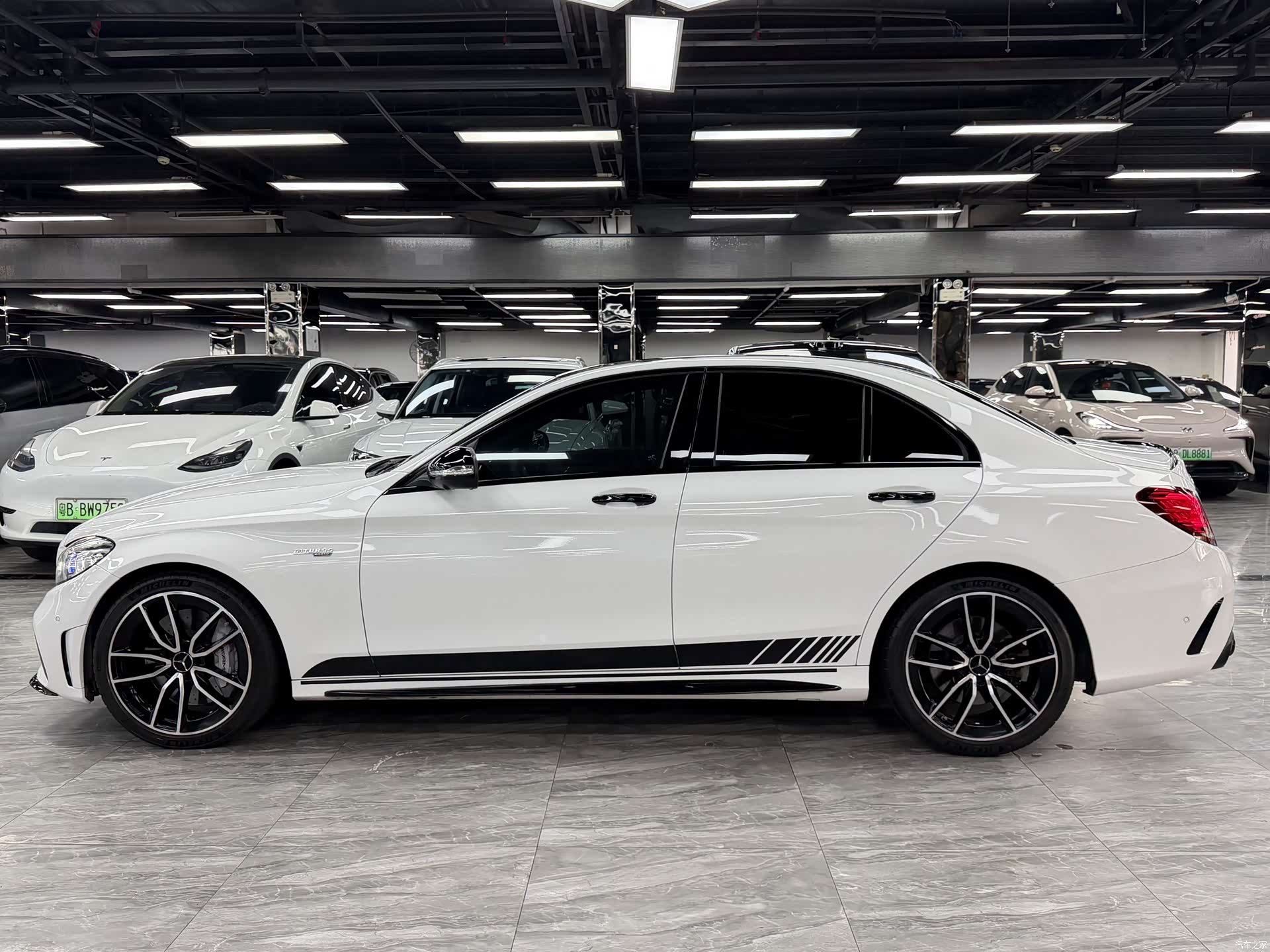 Mercedes-Benz C-Class, 2019 4