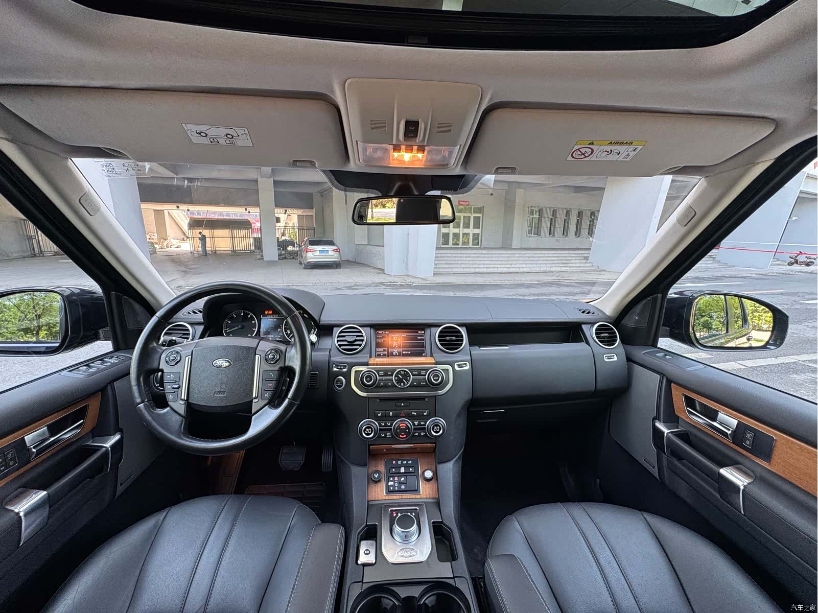 Land Rover Discovery, 2015 8
