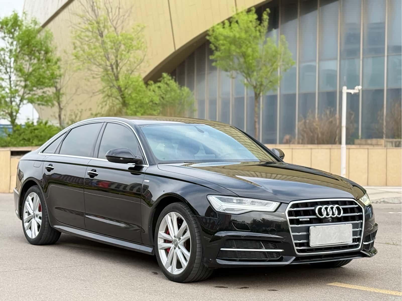 Audi A6L, 2018 3