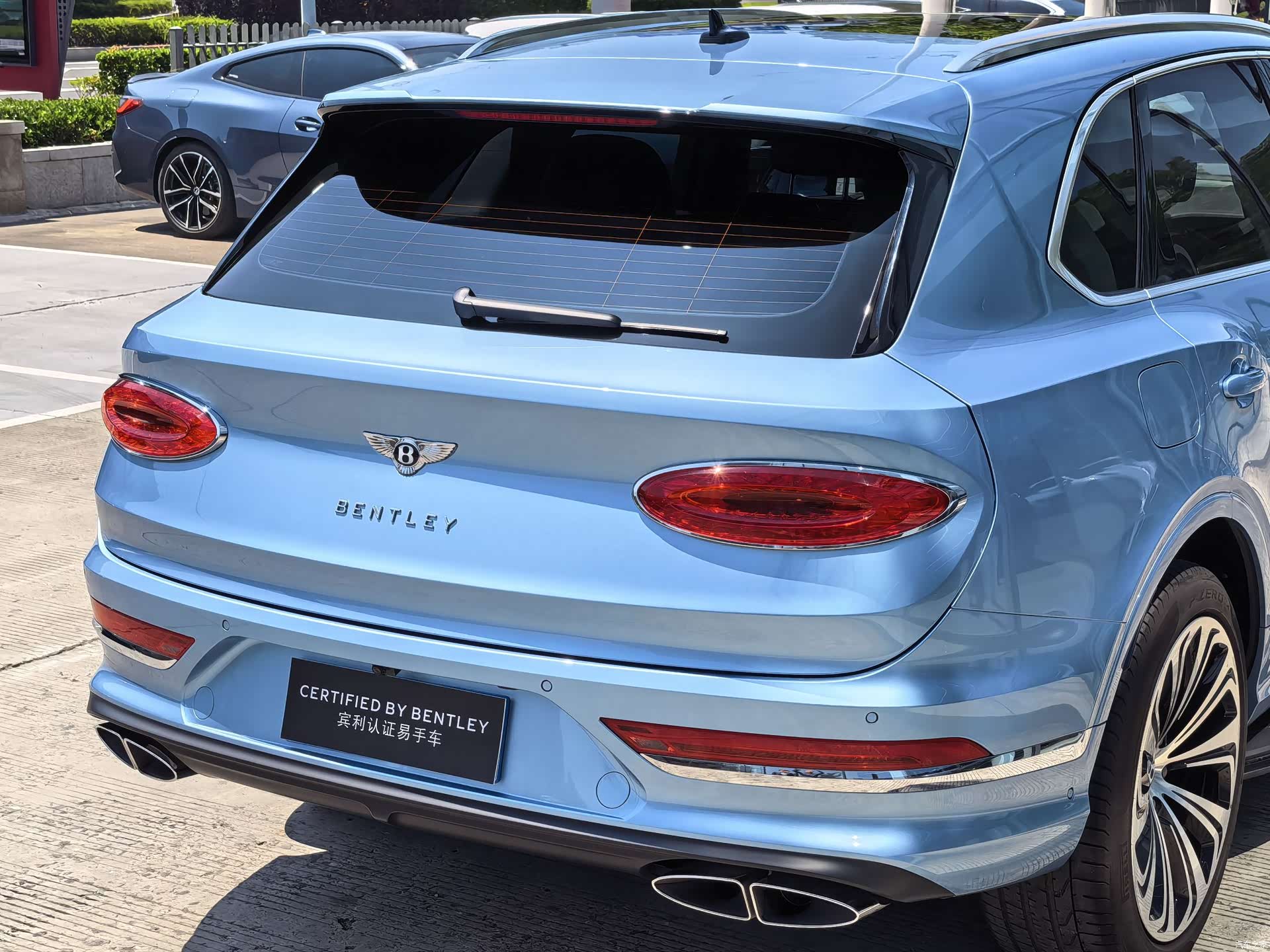 Bentley Bentayga, 2022 7
