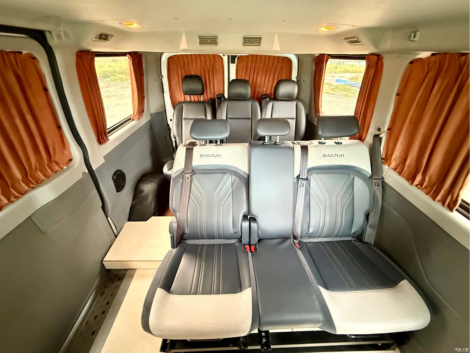 Maxus V80, 2022 17