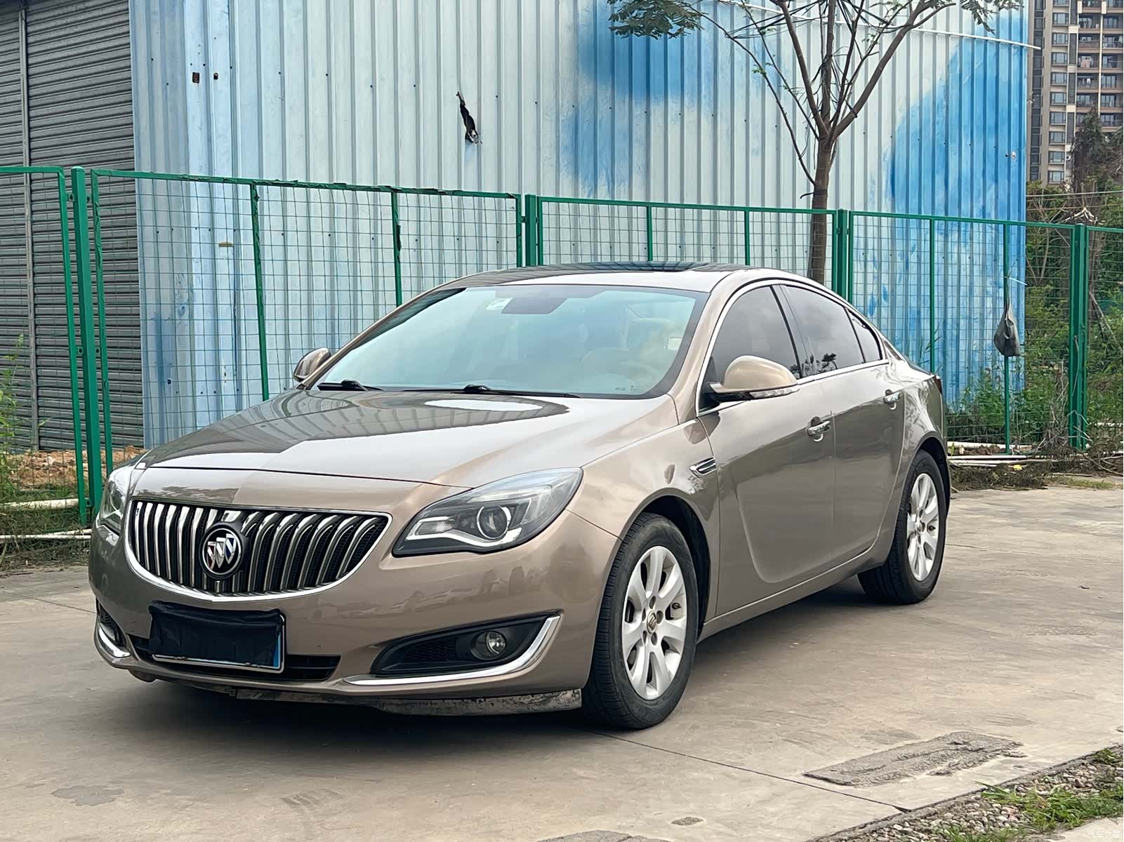Buick Regal, 2015 1