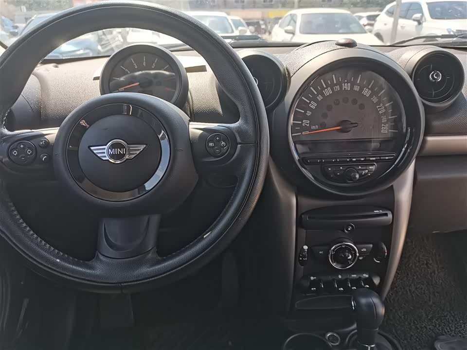 MINI COUNTRYMAN MINI COUNTRYMAN
