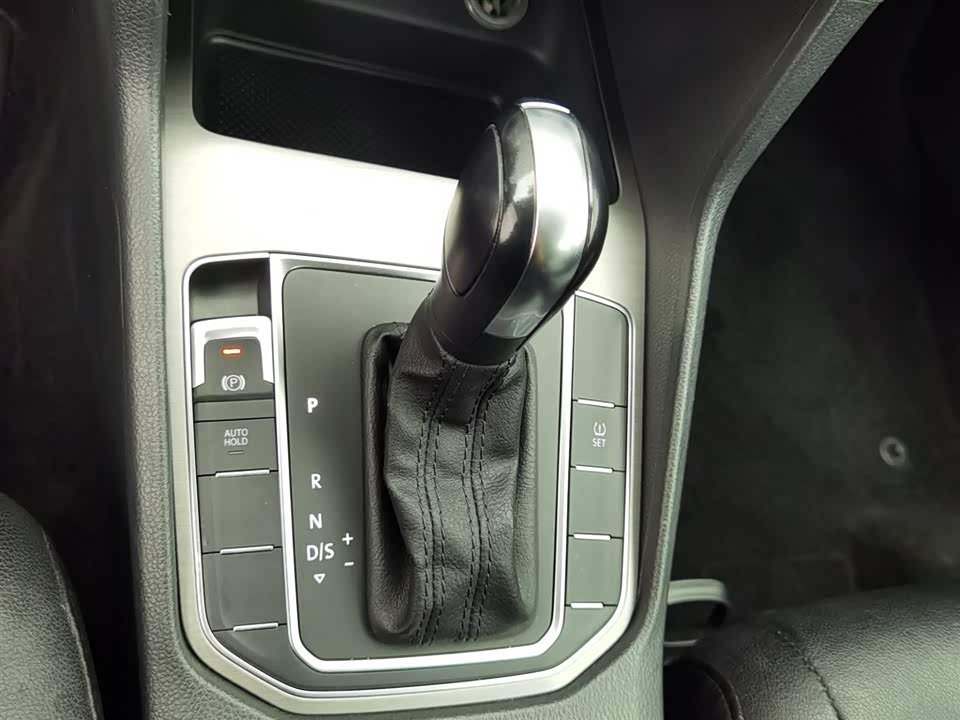 Volkswagen Golf*Jiayu Volkswagen Golf*Jiayu