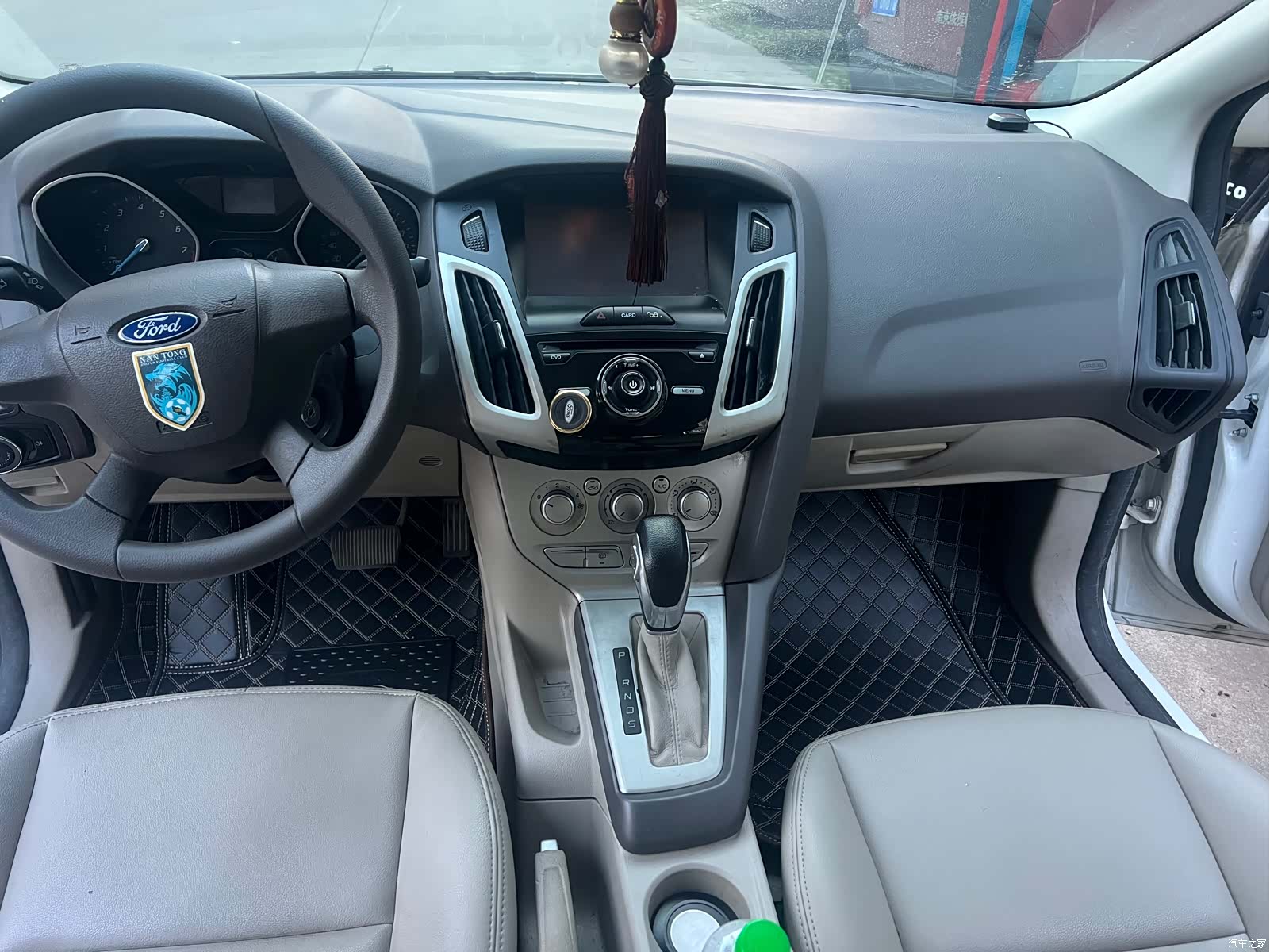 Ford Focus, 2013 7