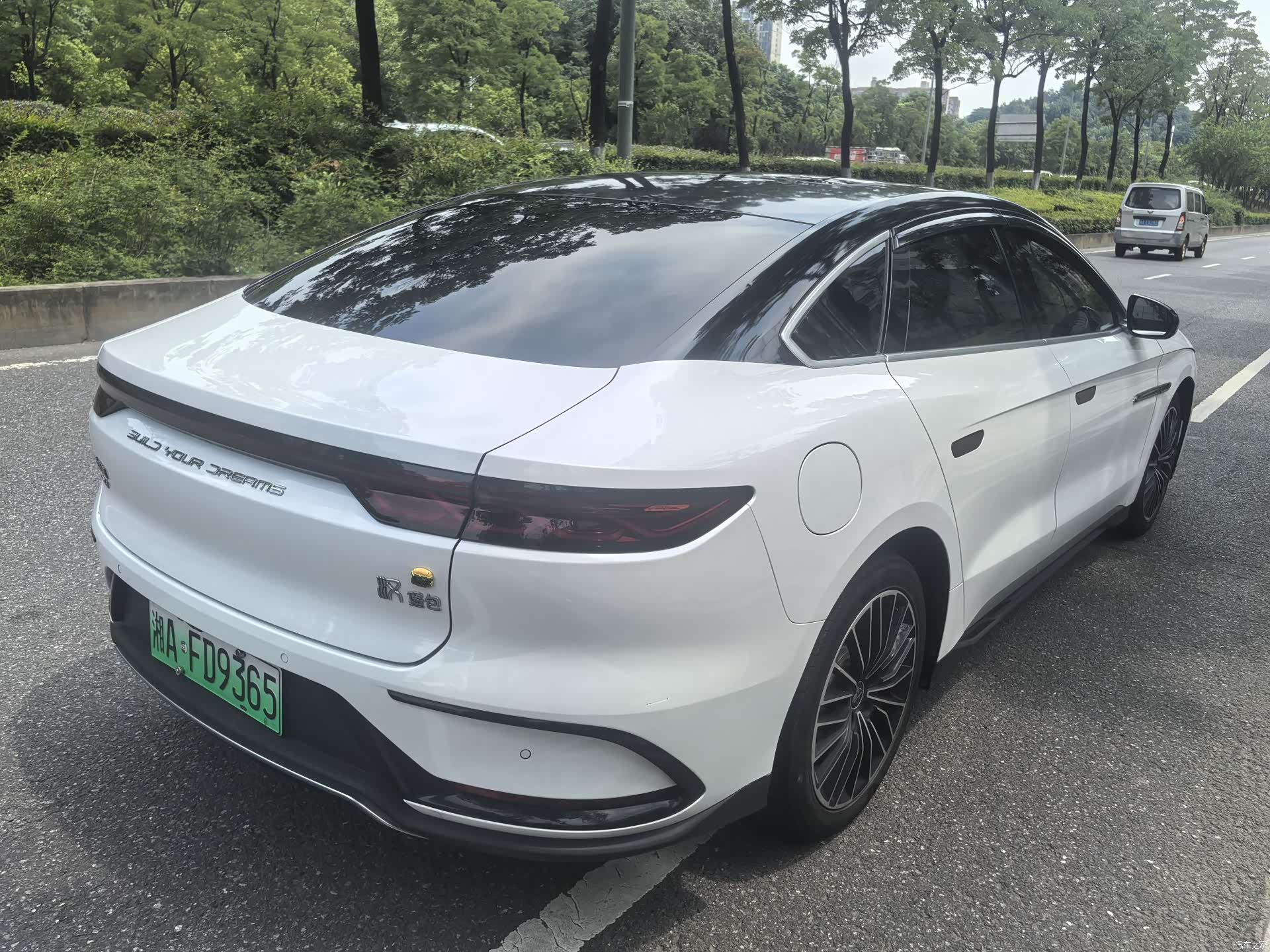 BYD Han, 2023 30