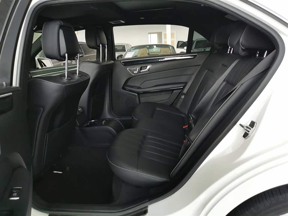 Mercedes-Benz E-class Mercedes-Benz E-class