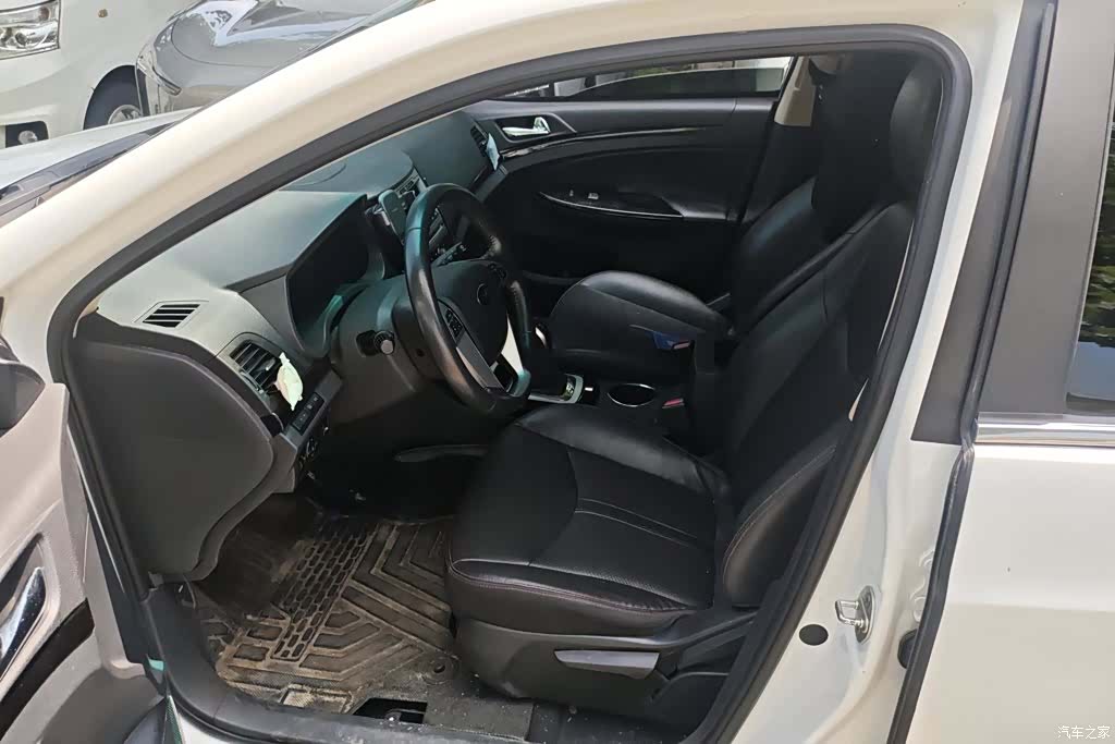 BYD E5, 2016 9