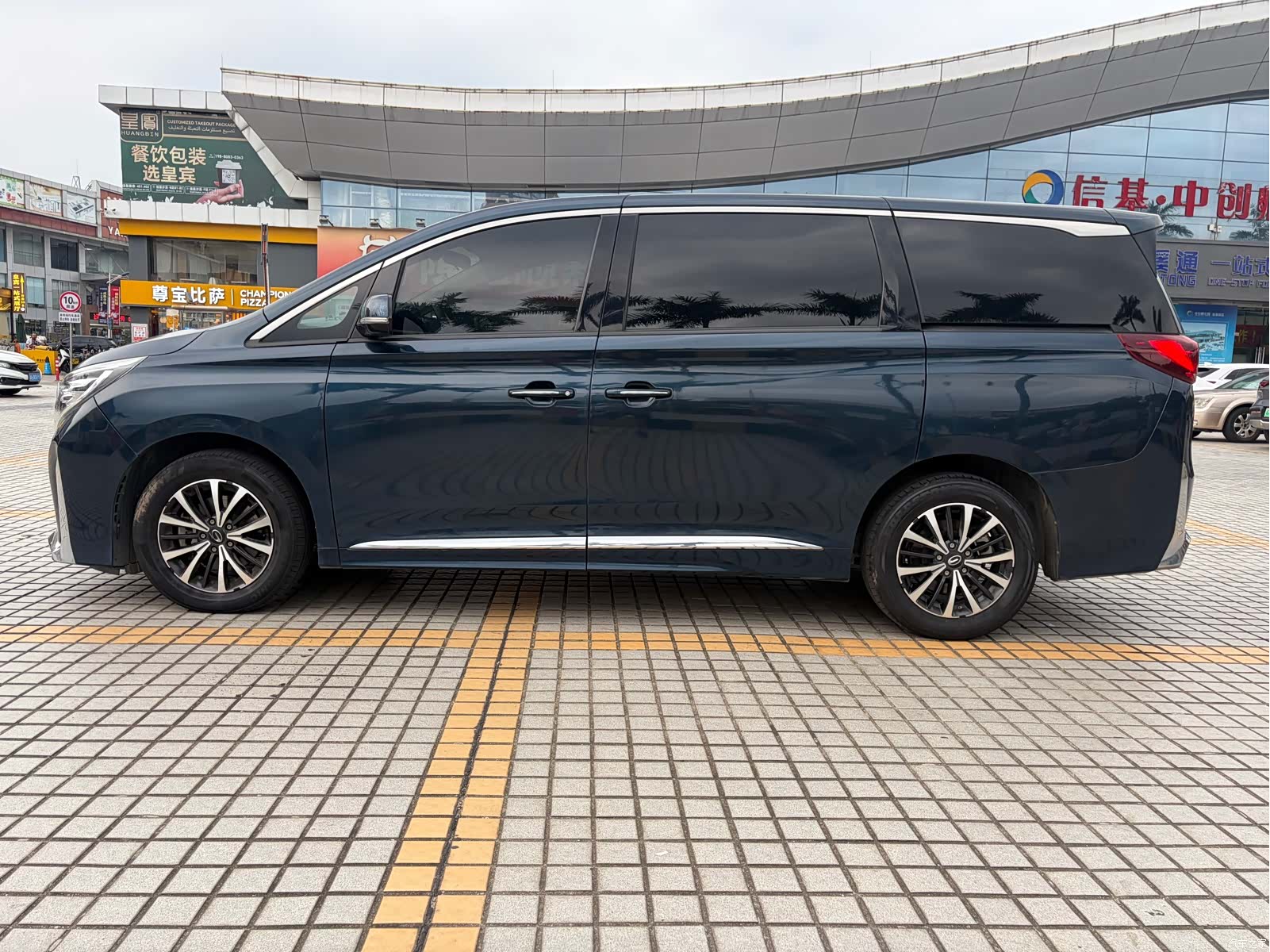 Trumpchi M8, 2021 2