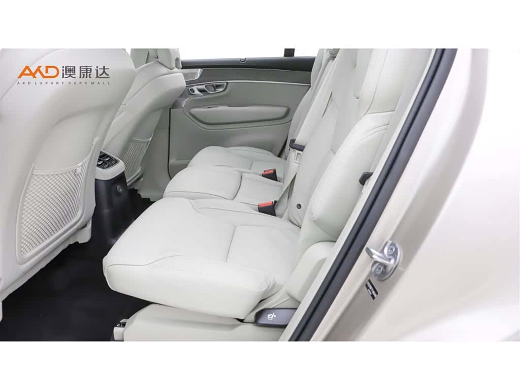 Volvo XC90, 2025 7