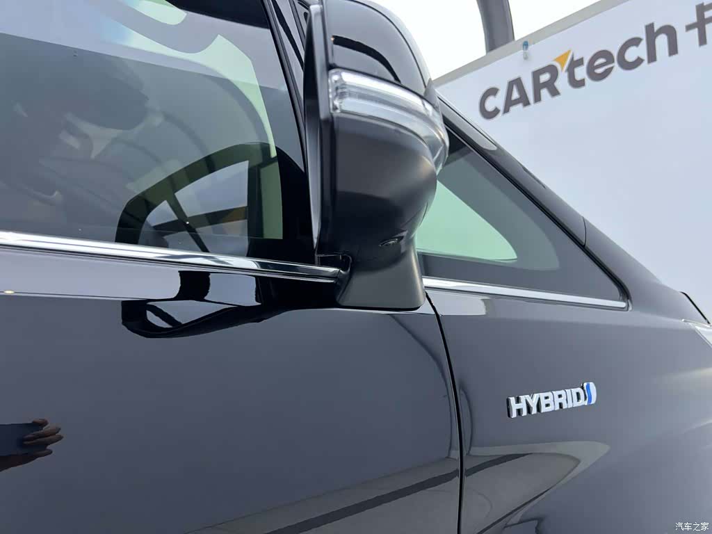 Toyota Vellfire, 2023 22