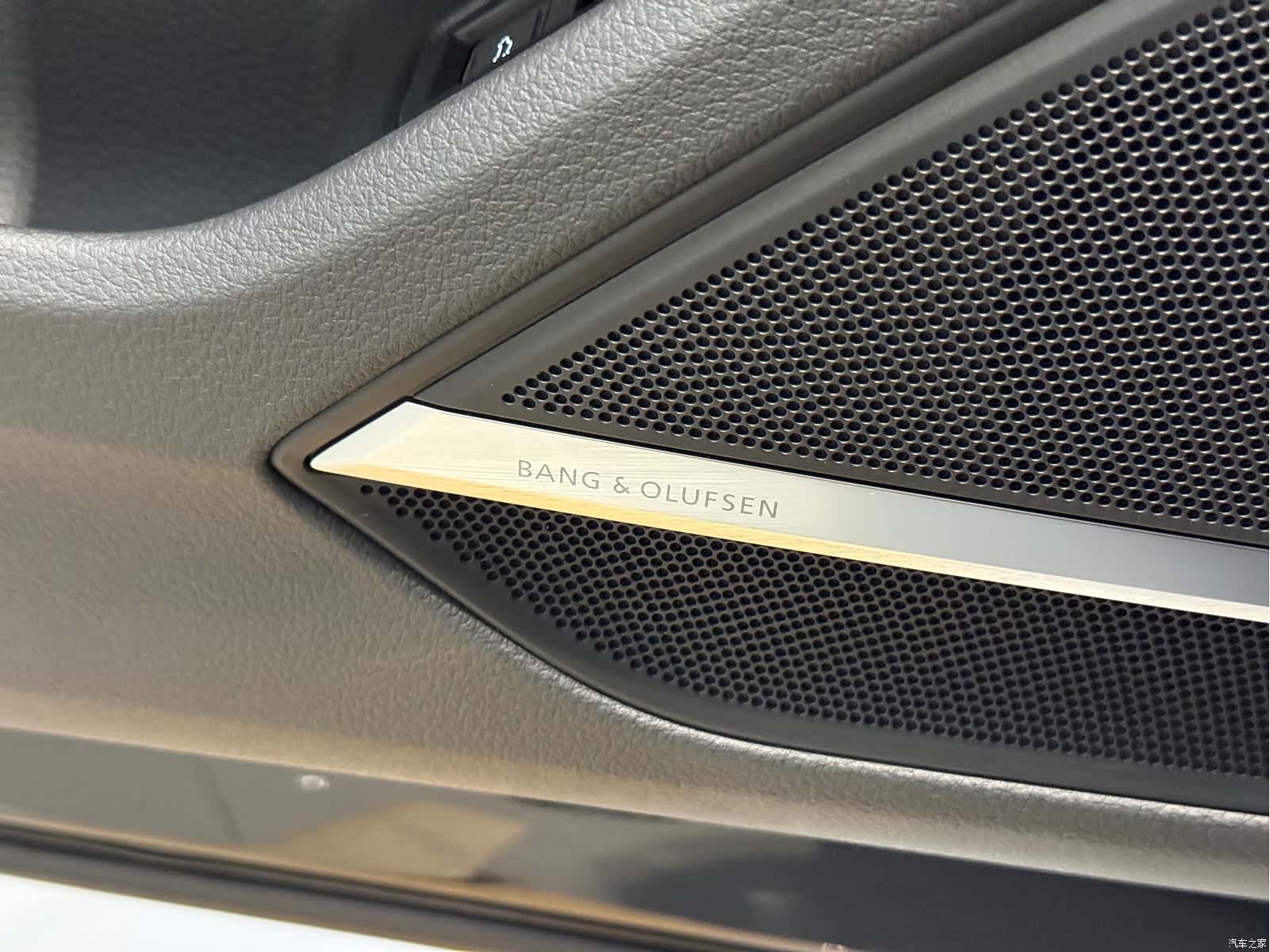 Audi A8L, 2020 13