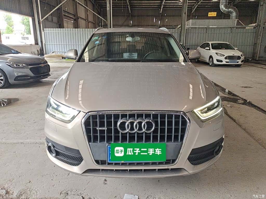 Audi Q3, 2015 3
