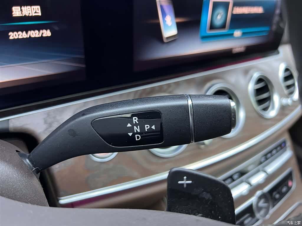 Mercedes-Benz E-Class, 2020 27