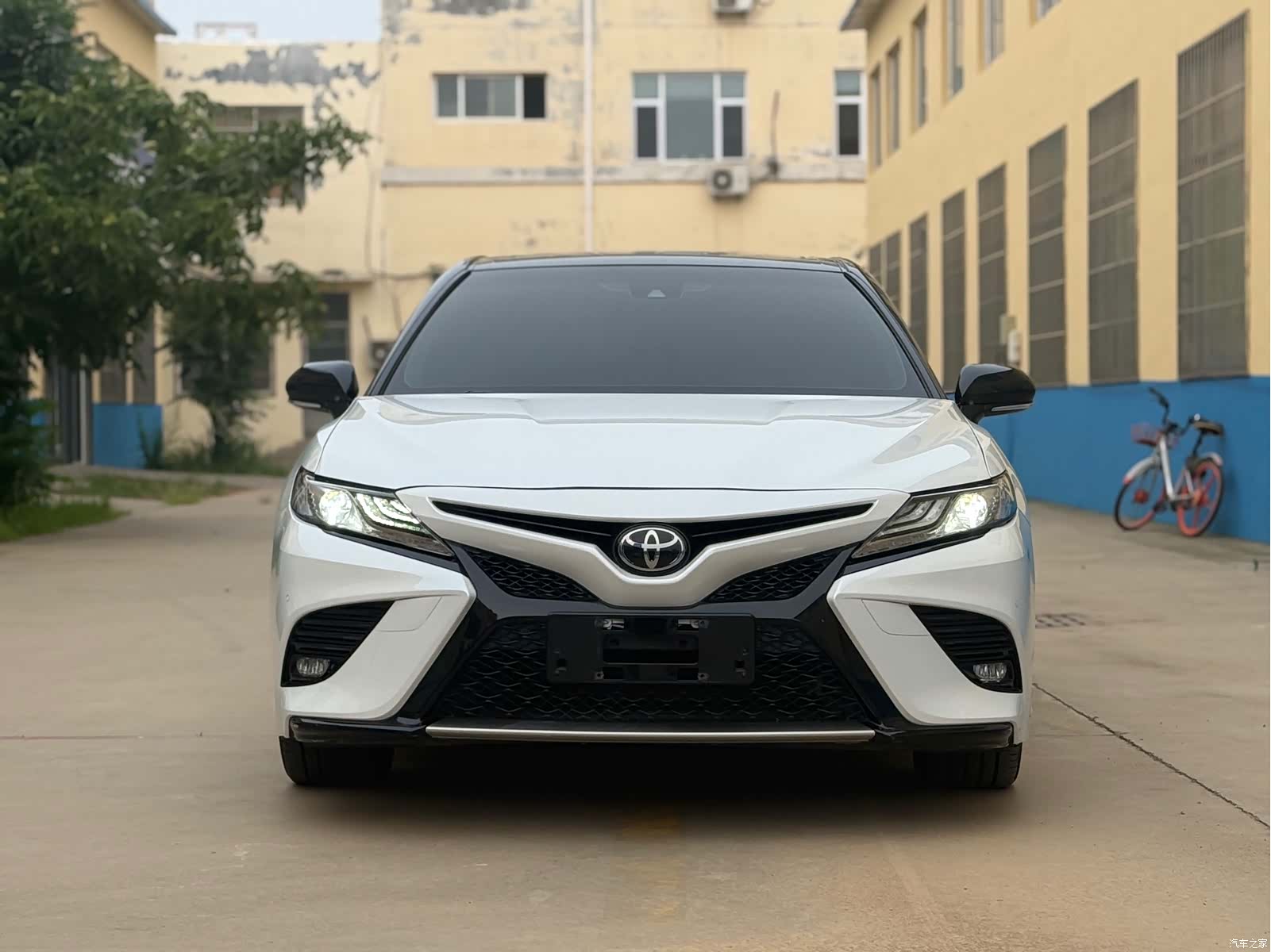 Toyota Camry, 2019 2