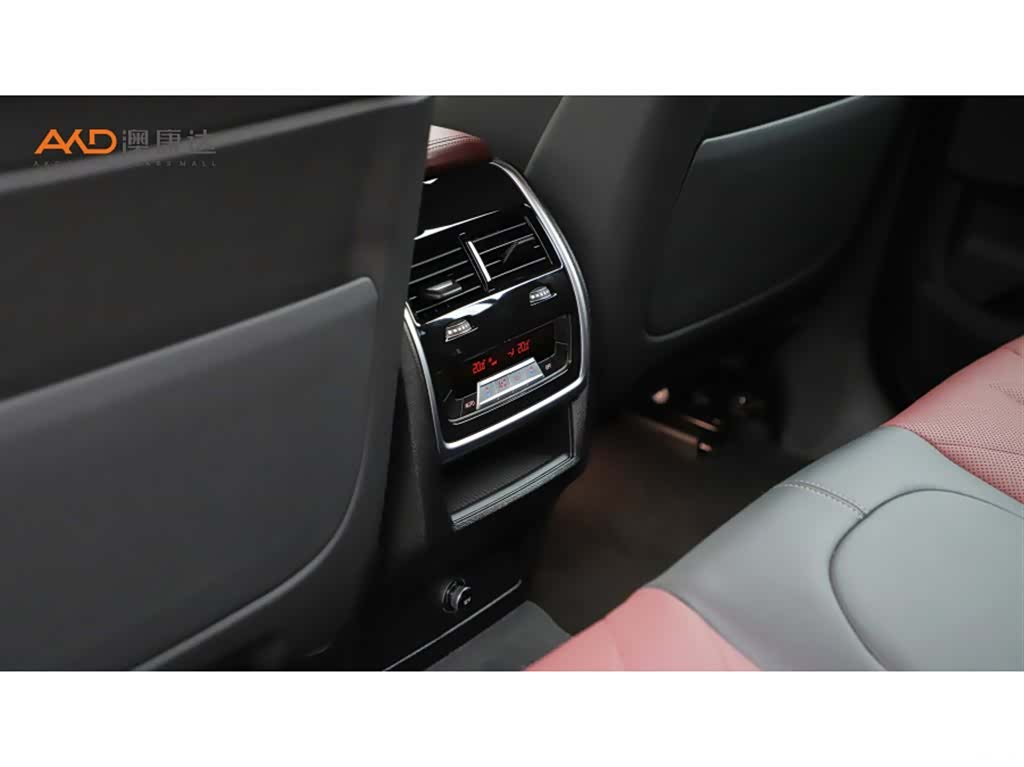 BMW X6, 2025 9