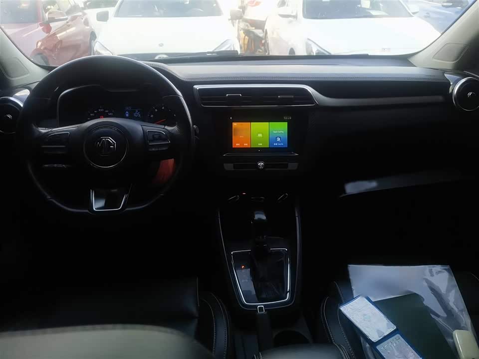 MG ZS