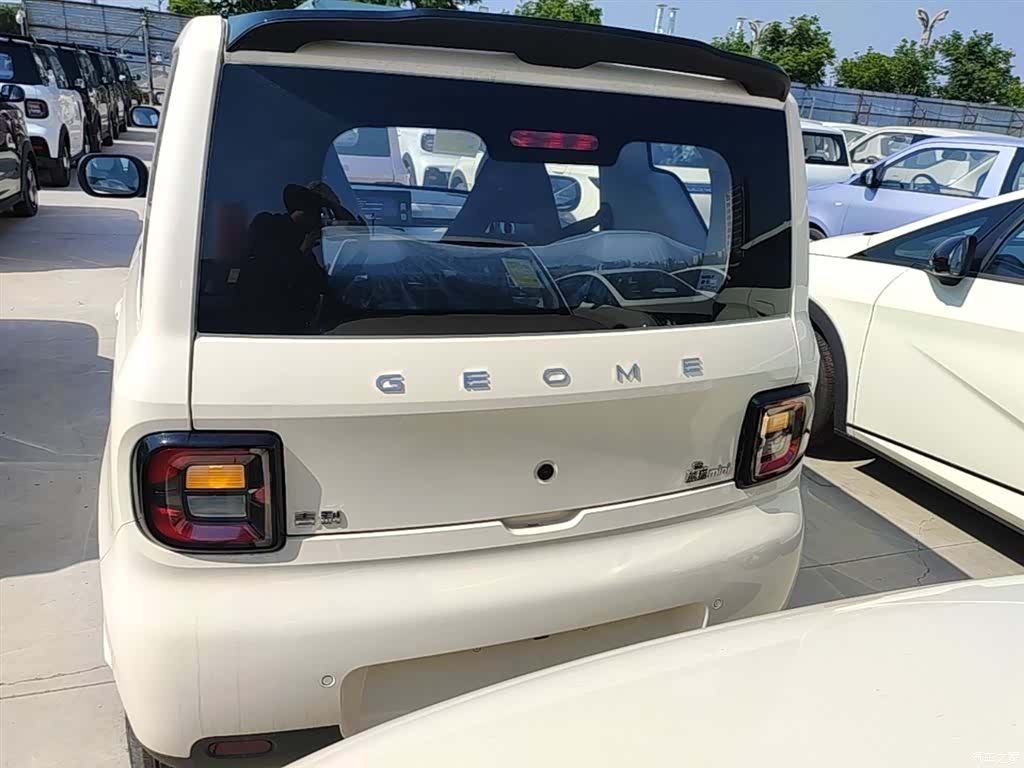 Geely Panda, 2026 6
