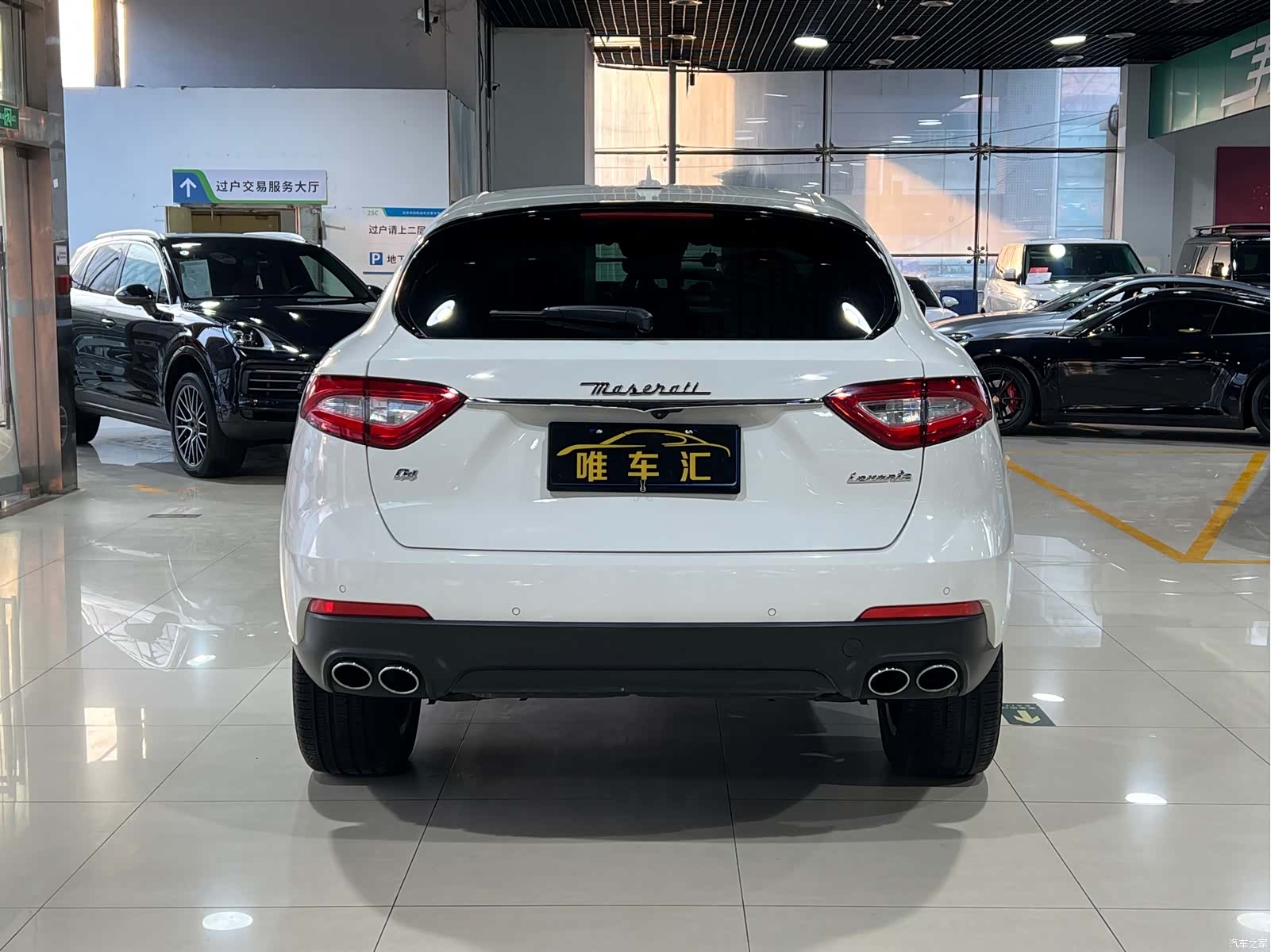 Maserati Levante, 2020 все фото