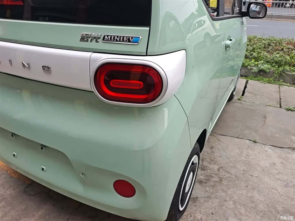 Wuling MINIEV, 2026 8