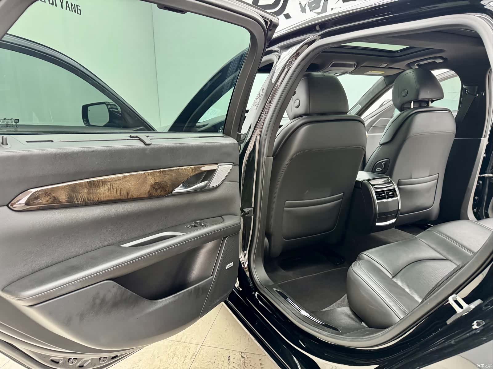 Cadillac CT6, 2019 10