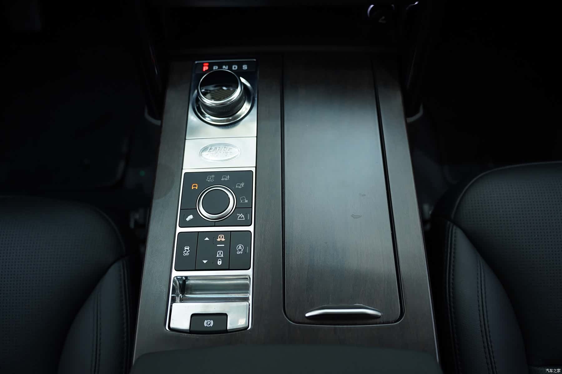Land Rover Discovery, 2019 9