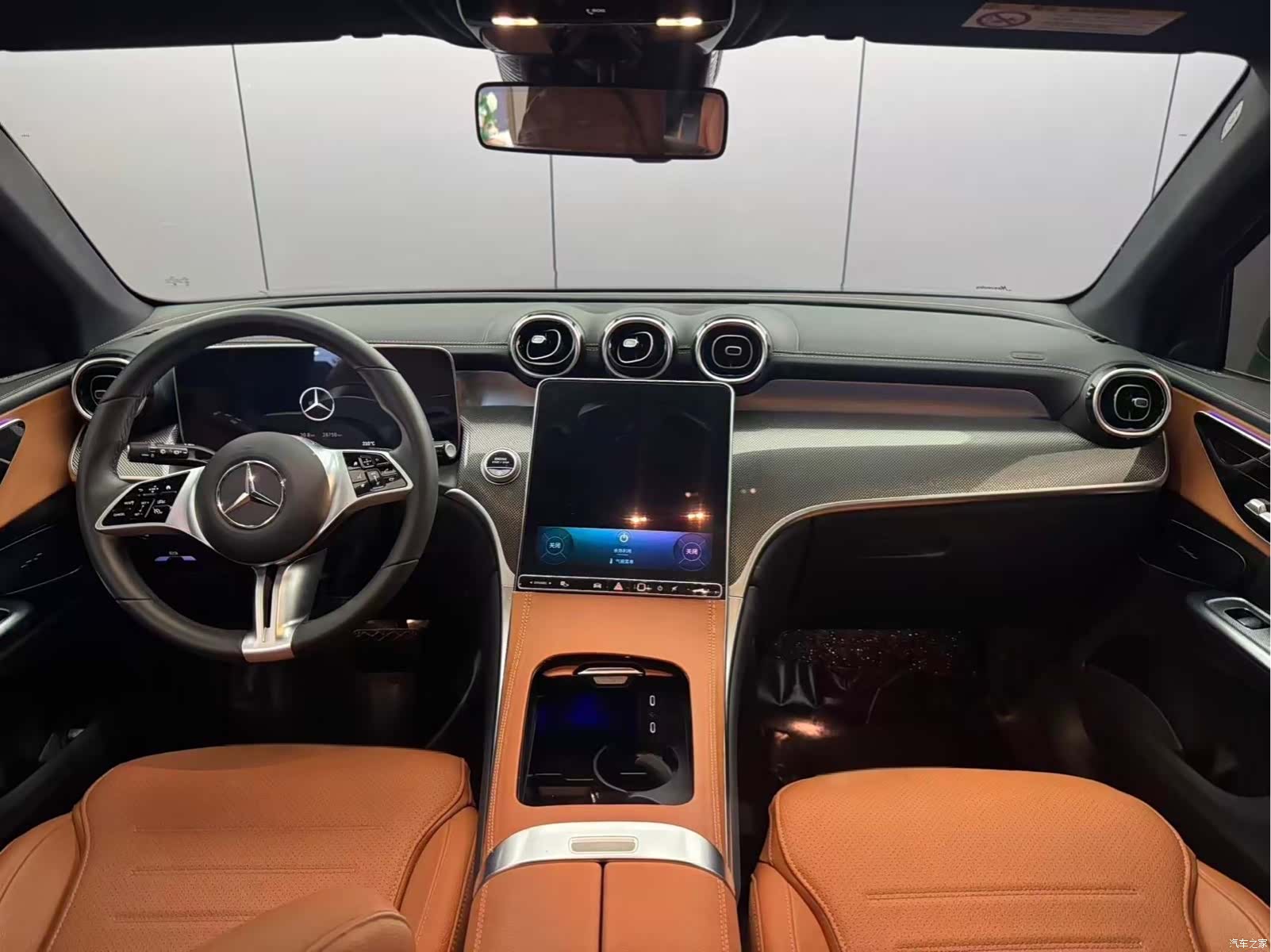 Mercedes-Benz GLC, 2024 все фото