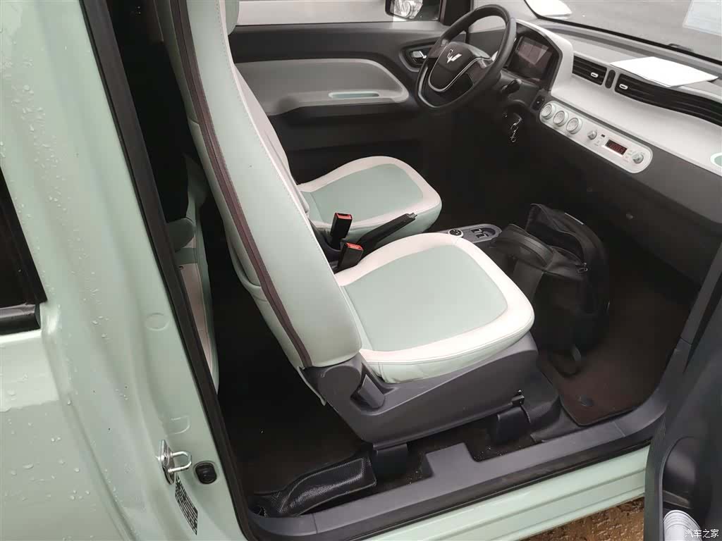 Wuling MINIEV, 2022 25