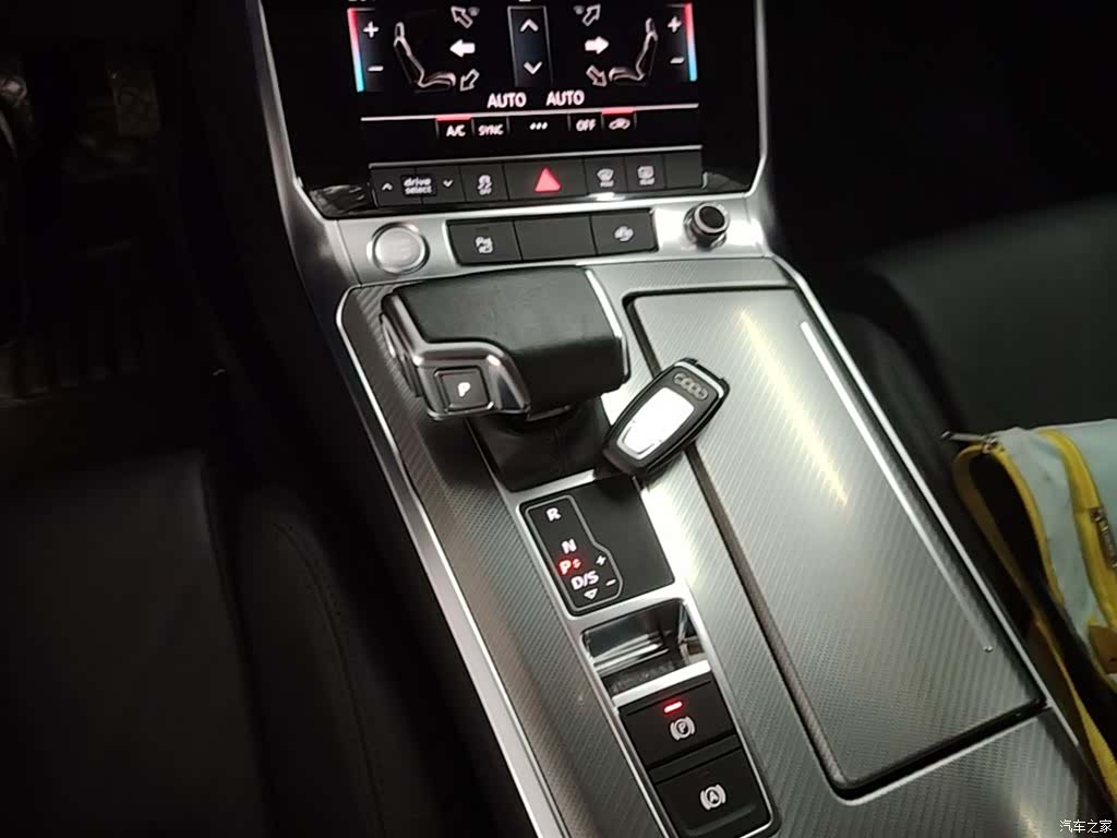 Audi A6L, 2020 14